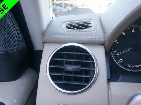 Used 2012 Land Rover LR4 HSE image 26