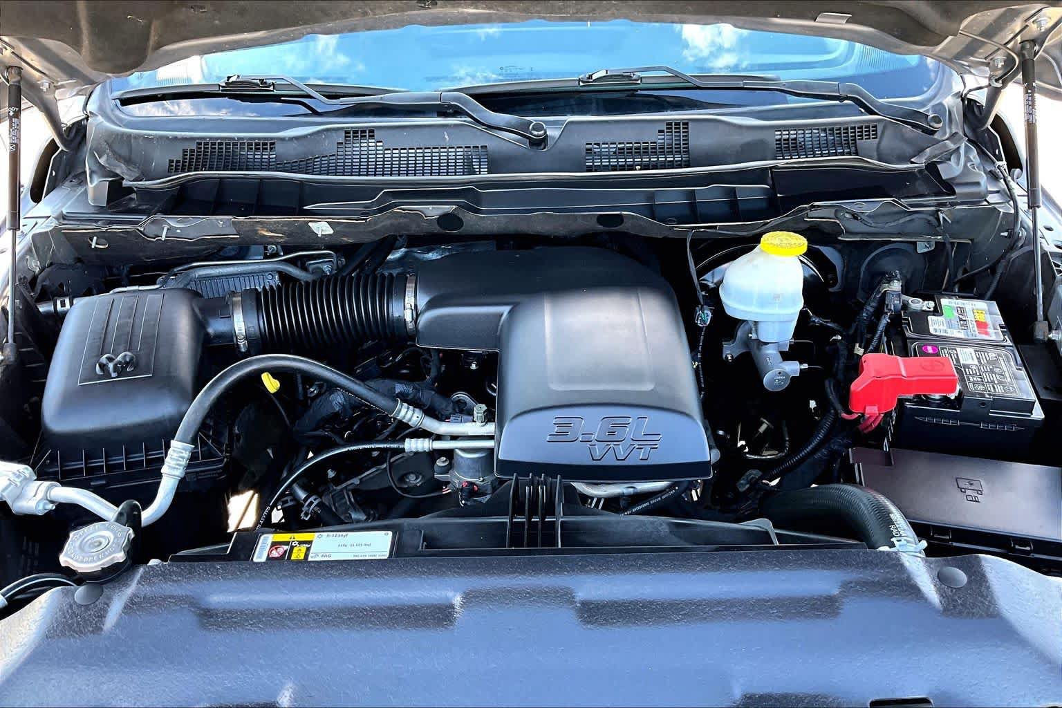 Used 2022 RAM 1500 Tradesman w/ Chrome Plus Package RWD image 32