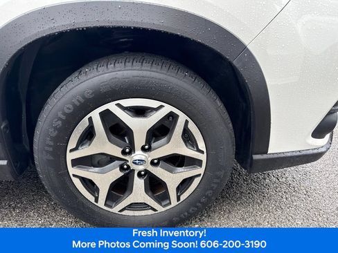 Used 2023 Subaru Forester Premium AWD/4WD image 4