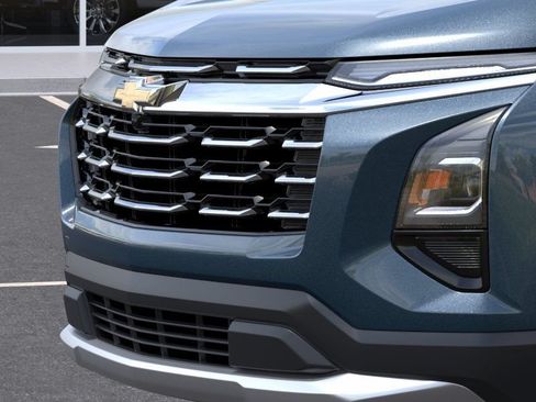 New 2027 Chevrolet Equinox LT w/ LPO, Floor Liner Package FWD image 13