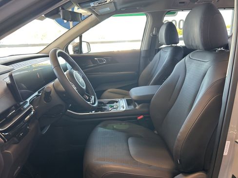 New 2026 Kia Carnival SX Prestige image 20