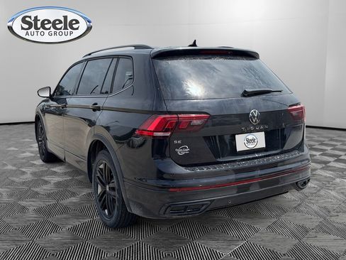 Used 2022 Volkswagen Tiguan SE R-Line FWD image 3