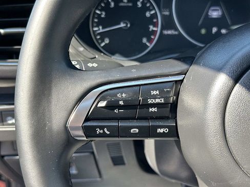 Used 2025 MAZDA MAZDA3 s FWD image 22