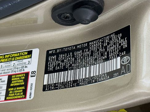 Used 2010 Toyota Corolla LE image 12