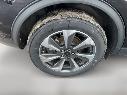 Used 2024 Ford Escape Platinum image 10