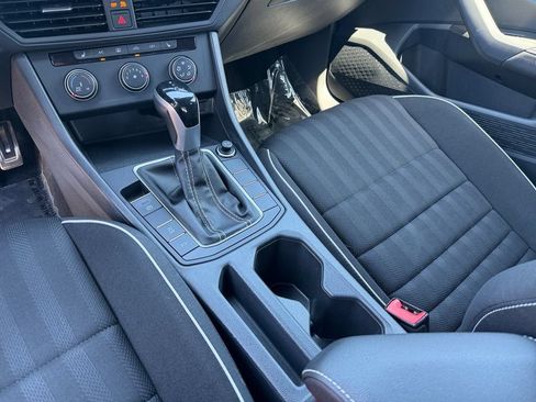 Used 2024 Volkswagen Jetta Sport FWD image 18