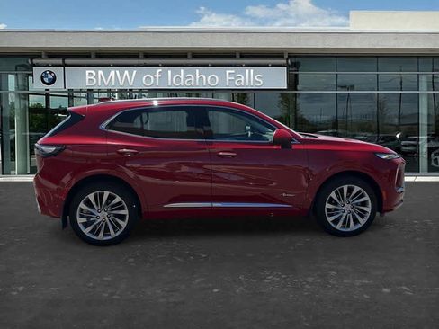 Used 2025 Buick Envision Avenir AWD/4WD image 8