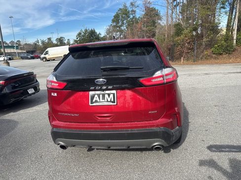 Used 2024 Ford Edge Titanium image 8