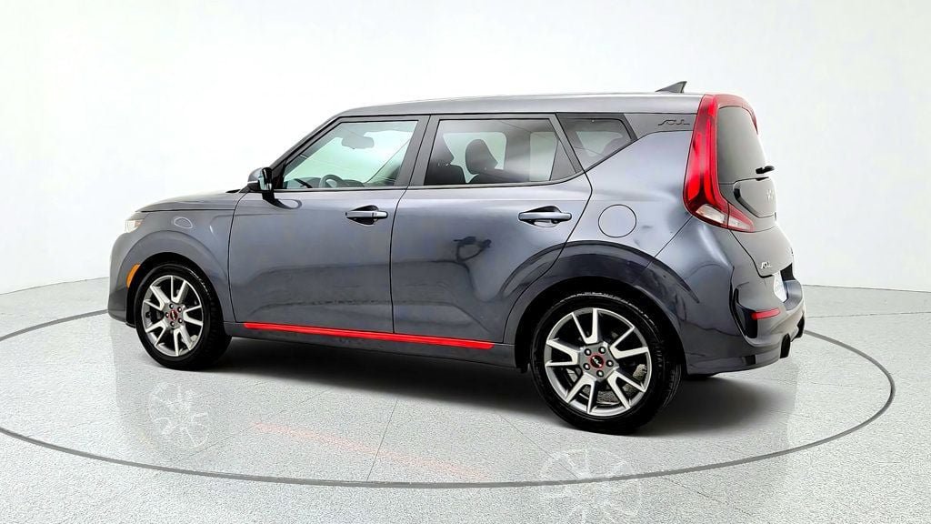 Used 2022 Kia Soul Turbo FWD image 7