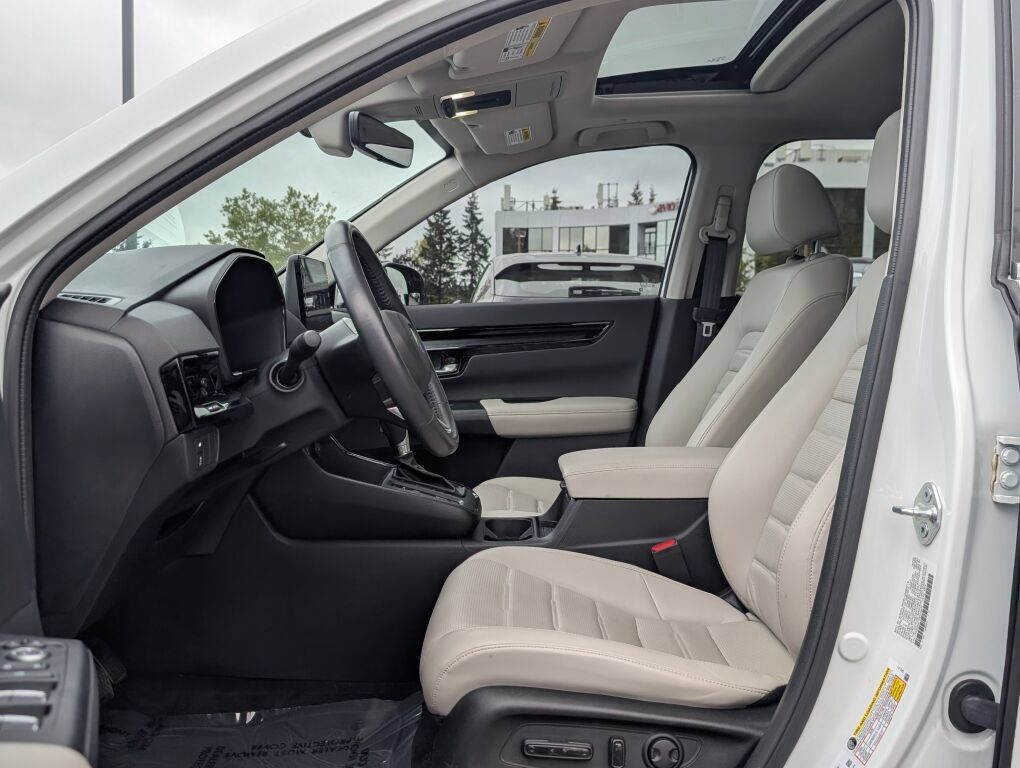Used 2023 Honda CR-V EX-L image 25