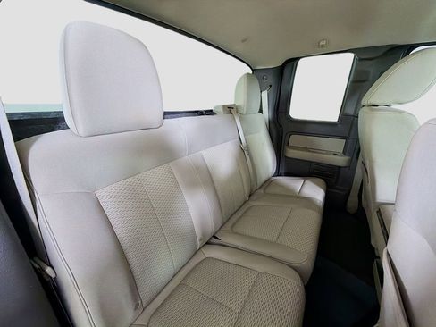 Used 2010 Ford F150 XLT image 23