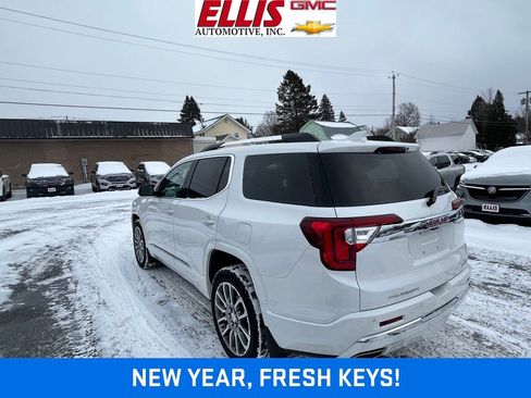 Used 2023 GMC Acadia Denali w/ Denali Ultimate Package image 6