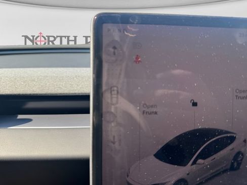 Used 2025 Tesla Model 3 Long Range RWD image 18
