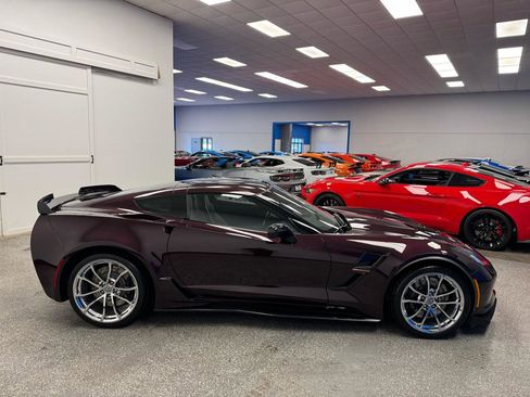 Used 2017 Chevrolet Corvette Grand Sport RWD image 7