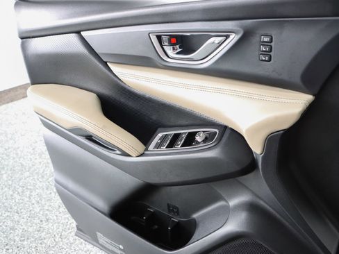 Used 2020 Subaru Ascent Limited w/ Technology Package image 22