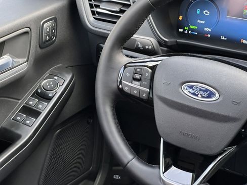 New 2025 Ford Escape Base w/ PHEV Premium Package image 20