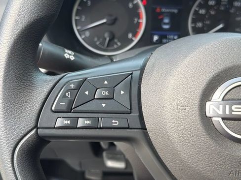 Used 2025 Nissan Sentra S FWD image 27
