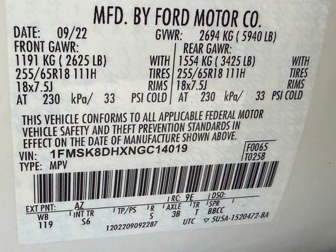 Used 2022 Ford Explorer XLT w/ Equipment Group 202A AWD/4WD image 26