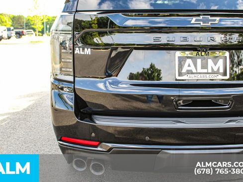 Used 2026 Chevrolet Suburban RST w/ Comfort Package AWD/4WD image 13