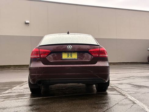 Used 2014 Volkswagen Passat 1.8T SE FWD image 4