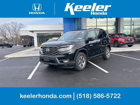 Certified 2023 Honda Passport TrailSport image 1