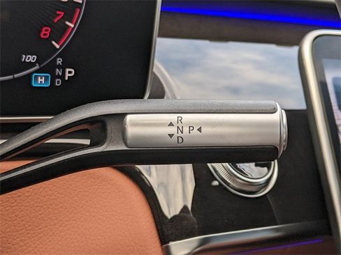 Used 2024 Mercedes-Benz S 580e 4MATIC Sedan image 22