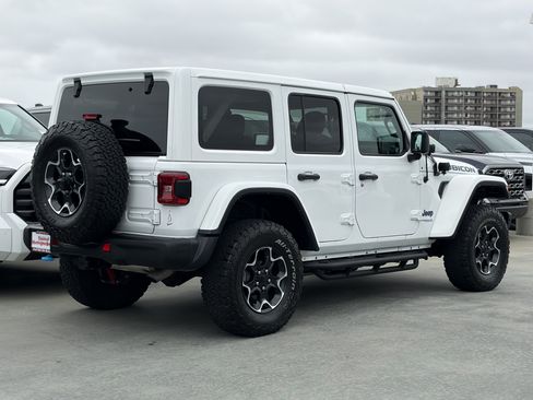Used 2022 Jeep Wrangler Unlimited Rubicon 4xe w/ Steel Bumper Group AWD/4WD image 3