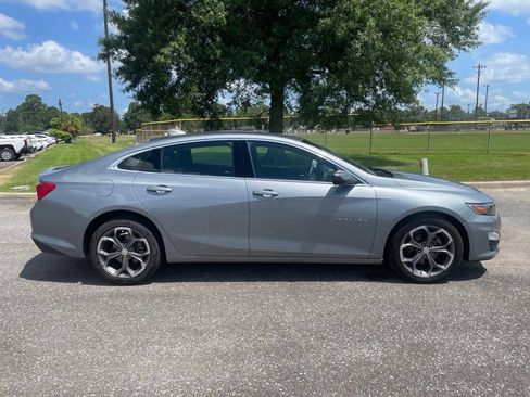 Used 2024 Chevrolet Malibu LT FWD image 9