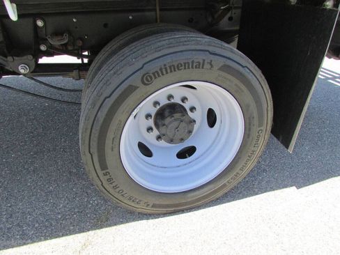 Used 2022 Ford F450 XL image 11