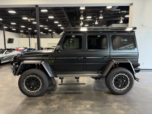 Used 2018 Mercedes-Benz G 550 Squared image 4