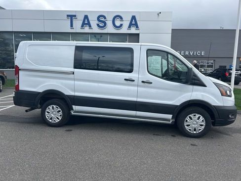 Used 2024 Ford Transit 250 Low Roof w/ Exterior Upgrade Package image 8