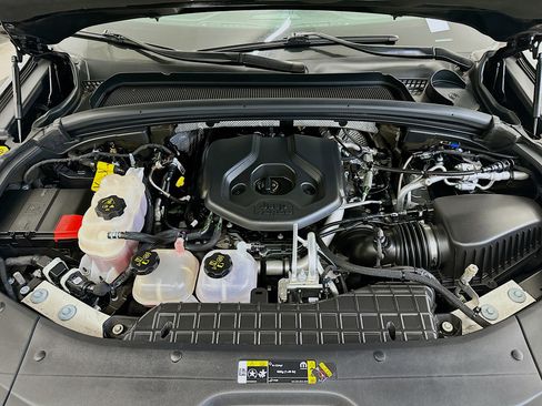 Used 2022 Jeep Grand Cherokee Trailhawk w/ Luxury Tech Group III image 35