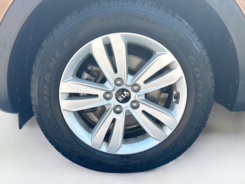 Used 2017 Kia Sportage LX AWD/4WD image 26
