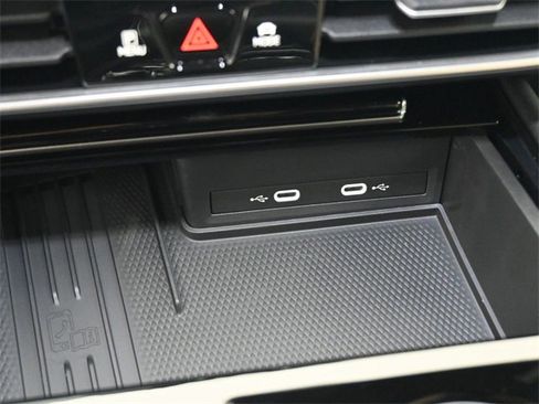 New 2026 Volkswagen Atlas Cross Sport SE image 33