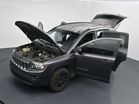 Used 2017 Jeep Compass Sport w/ Power Value Group AWD/4WD image 26