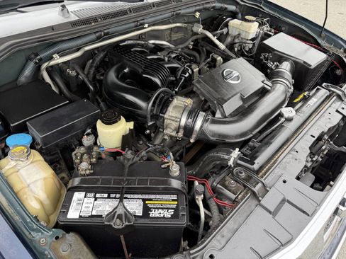 Used 2008 Nissan Frontier NISMO w/ Technology Pkg image 24