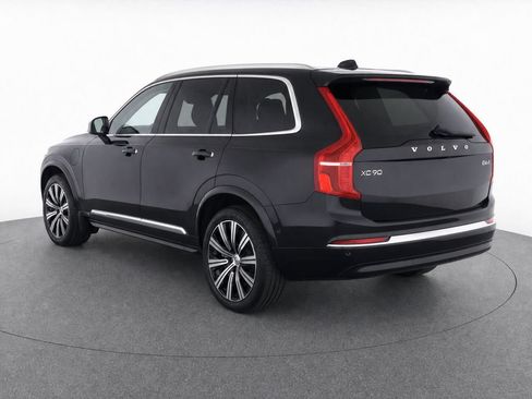 Certified 2023 Volvo XC90 B6 Plus w/ Protection Package Premier AWD/4WD image 3