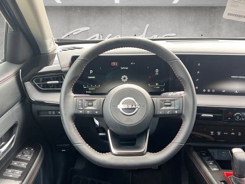 New 2026 Nissan Kicks SR w/ Interior Electronics Package FWD image 22