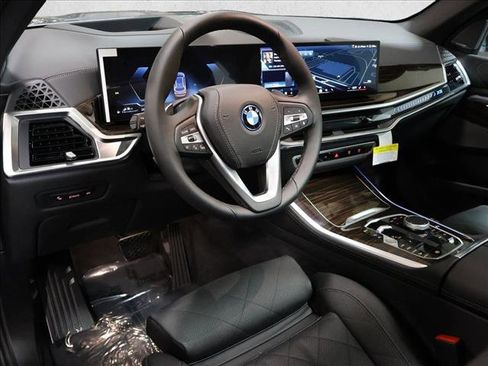 New 2026 BMW X5 xDrive50e AWD/4WD image 3