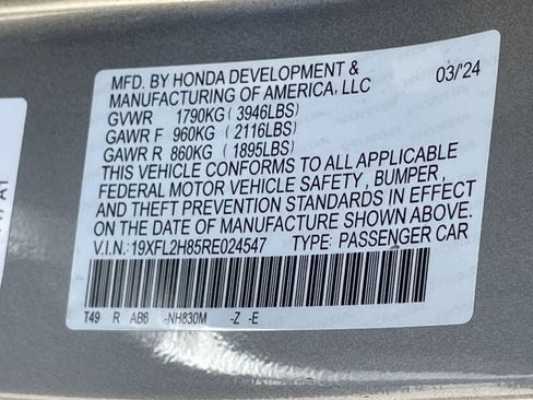 Used 2024 Honda Civic Sport image 27
