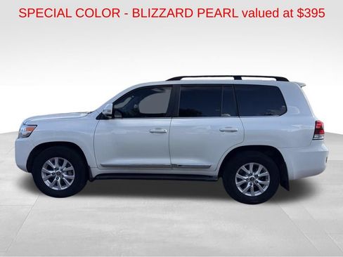 Used 2019 Toyota Land Cruiser w/ Carpet Mat Package AWD/4WD image 7