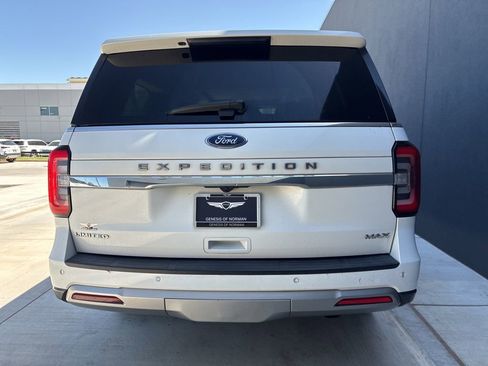 Used 2022 Ford Expedition Max Limited RWD image 5