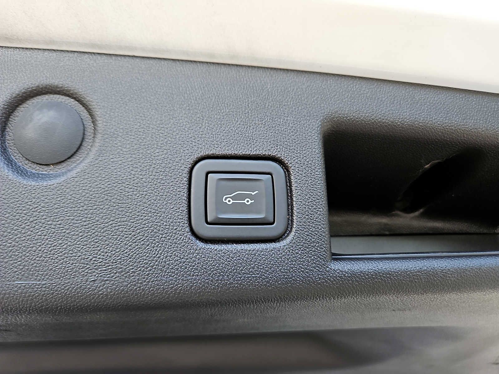 Used 2024 Chevrolet Equinox LT AWD/4WD image 28