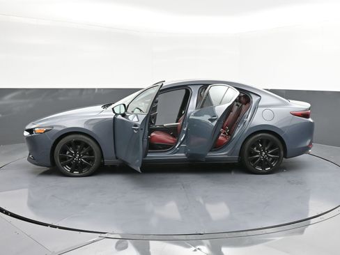 Used 2024 MAZDA MAZDA3 s image 44