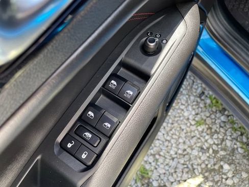 Used 2025 Jeep Compass Trailhawk AWD/4WD image 26