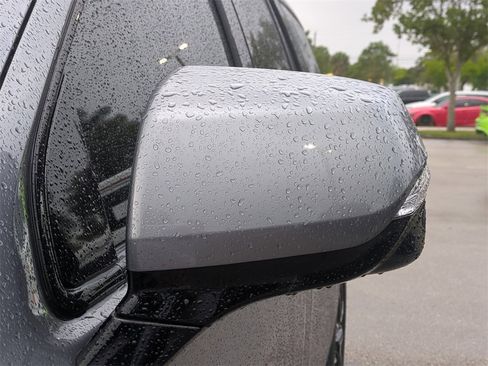 Used 2022 Chevrolet Tahoe RST w/ Luxury Package image 13