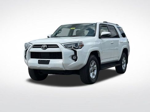 Used 2024 Toyota 4Runner SR5 Premium AWD/4WD image 25