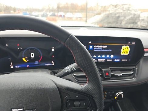 Certified 2024 Chevrolet TrailBlazer RS w/ Driver Confidence Package image 11