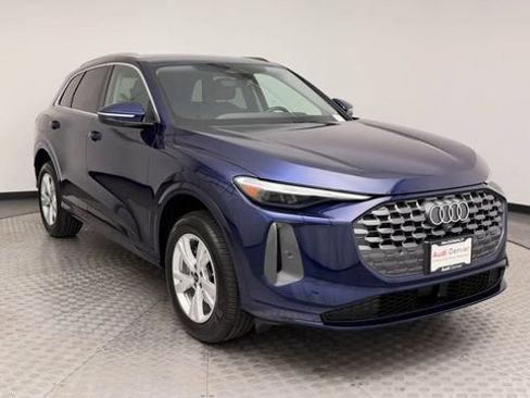 Used 2025 Audi Q5 Premium w/ Convenience Package AWD/4WD image 8