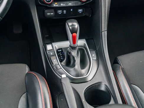 Used 2021 Hyundai Veloster 2.0 Premium image 20